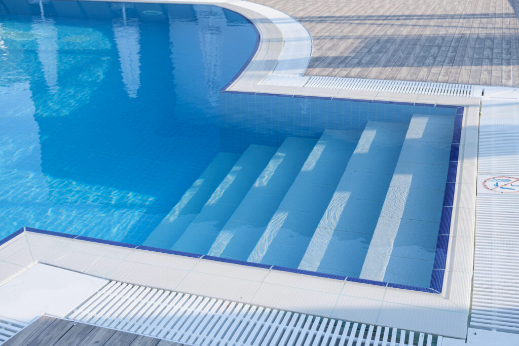 scale per piscine a toscana