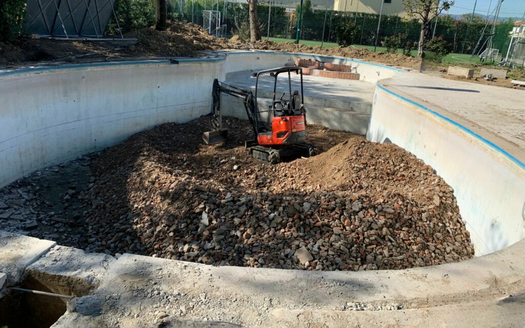 piscina in CLS